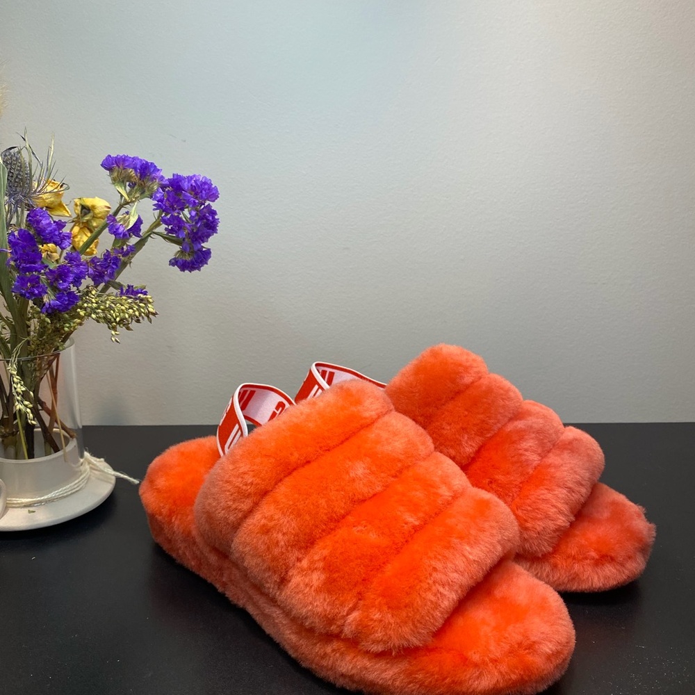 Women's Size 7-10M Ugg Fluff Yeah Genuine Shearling Slide Sandal/ Slipper Orange